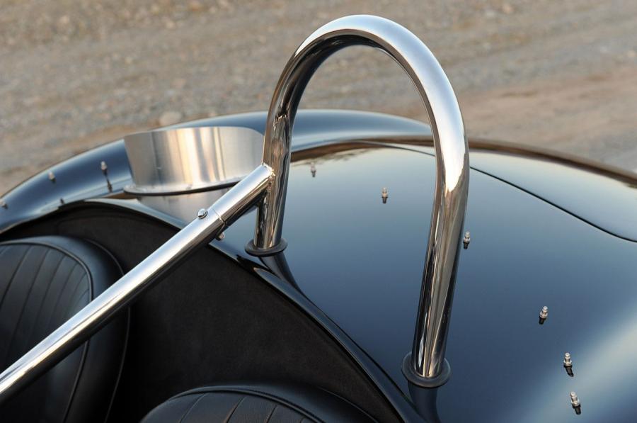  Shelby Cobra 289 FIA 2012 года  (фото 25 из 35)